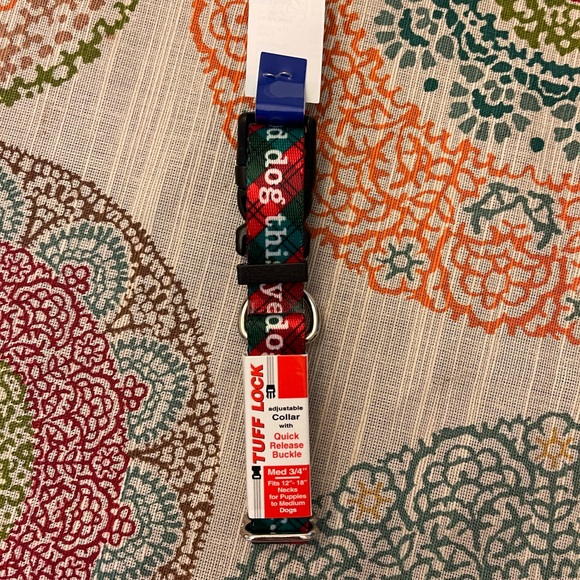 ADORABLE NWT TUFF LOCK plaid Christmas dog collar - Picture 2 of 2